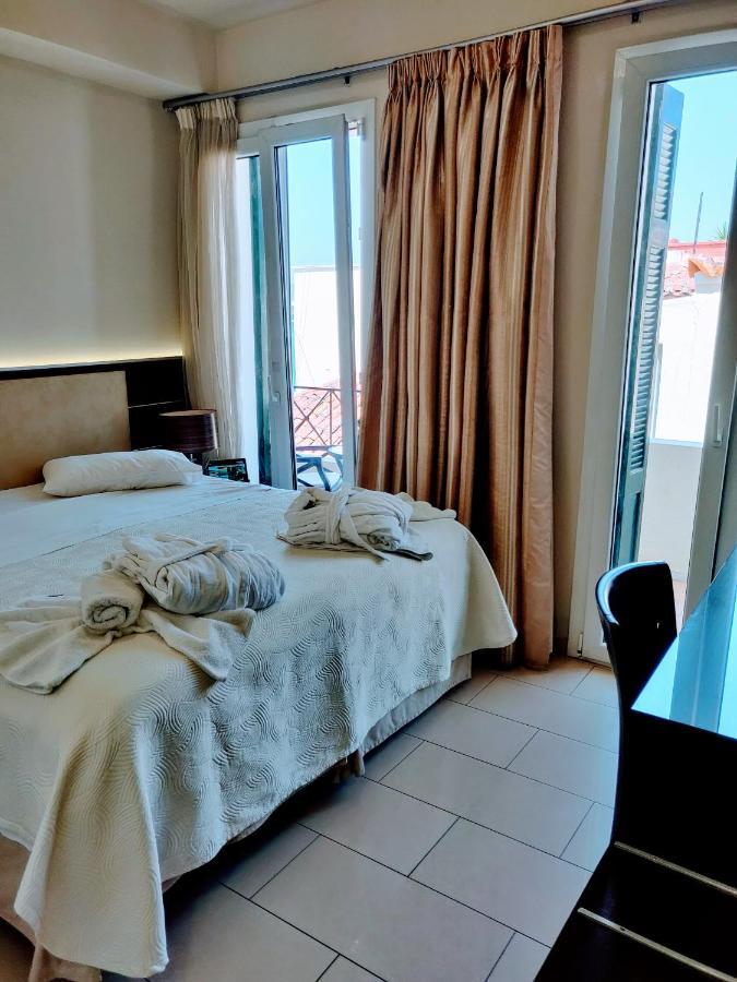 The Manessi City Boutique Hotel Poros Town Bagian luar foto