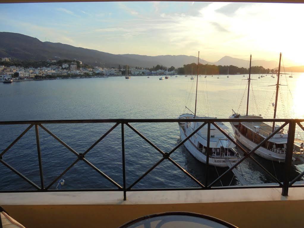 The Manessi City Boutique Hotel Poros Town Bagian luar foto